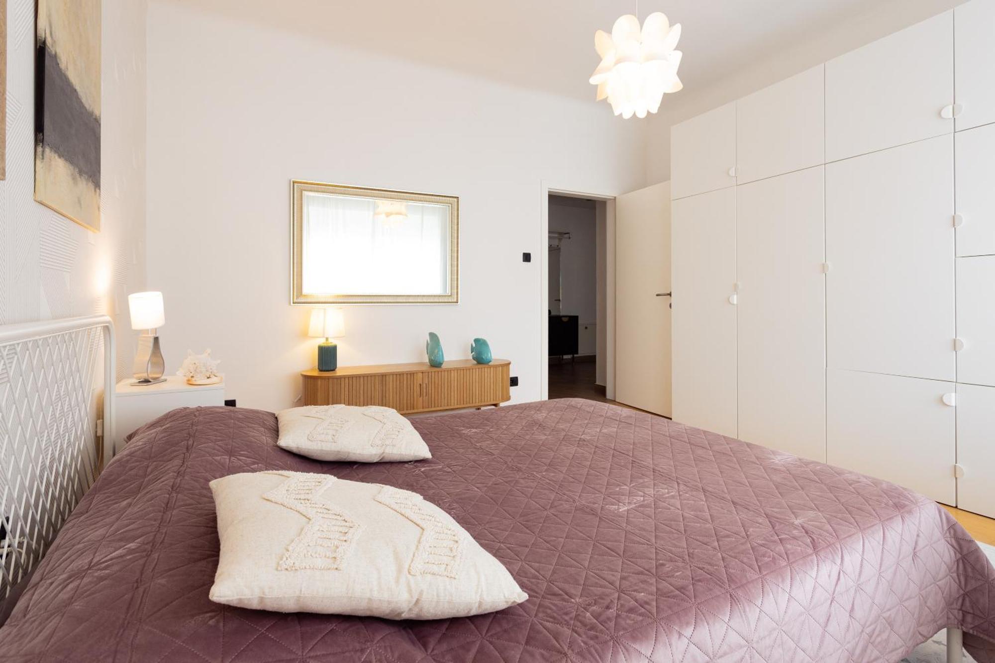 Large Two Bedroom Family App - Free Parking Laibach Exterior foto