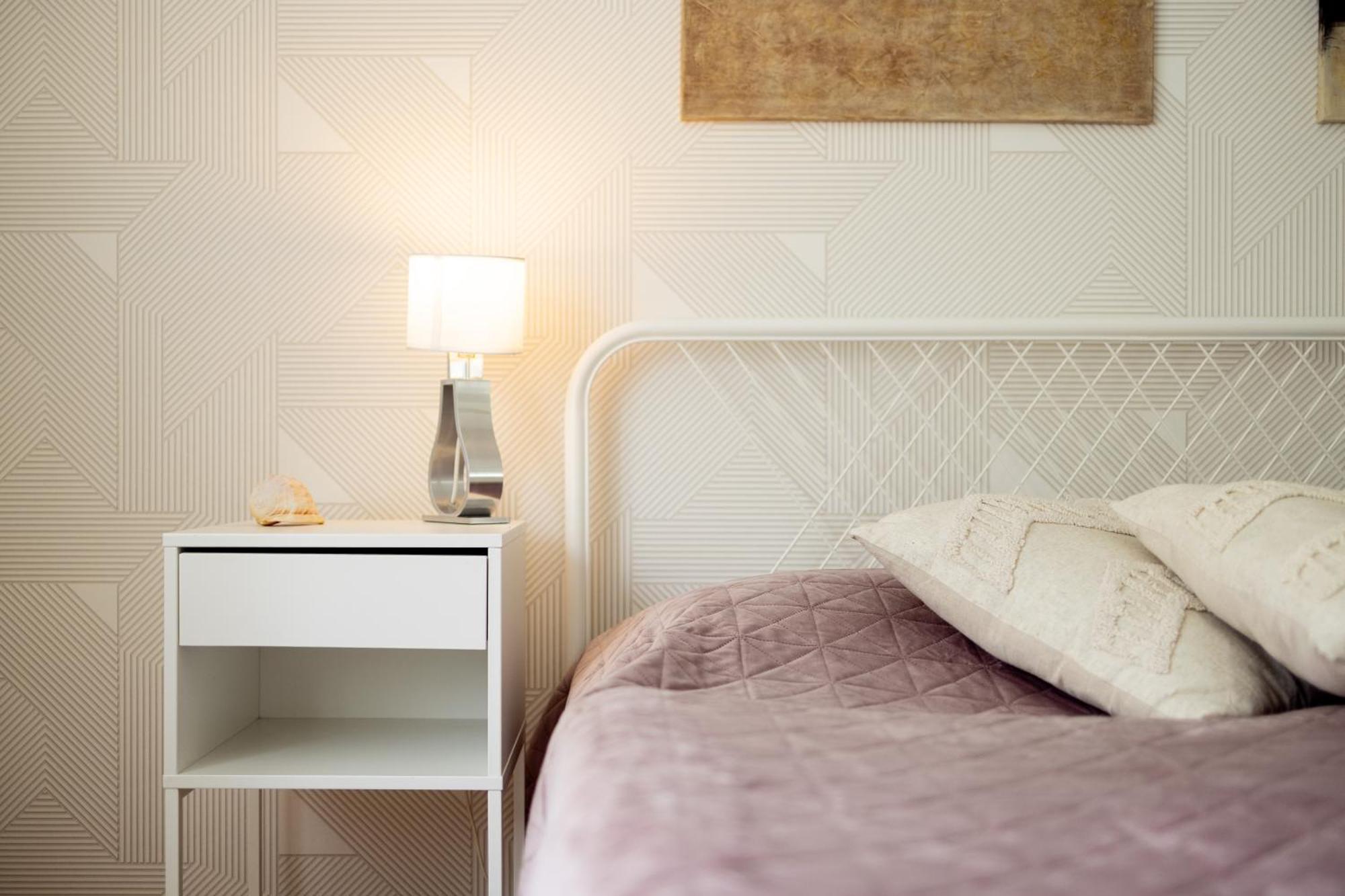 Large Two Bedroom Family App - Free Parking Laibach Exterior foto